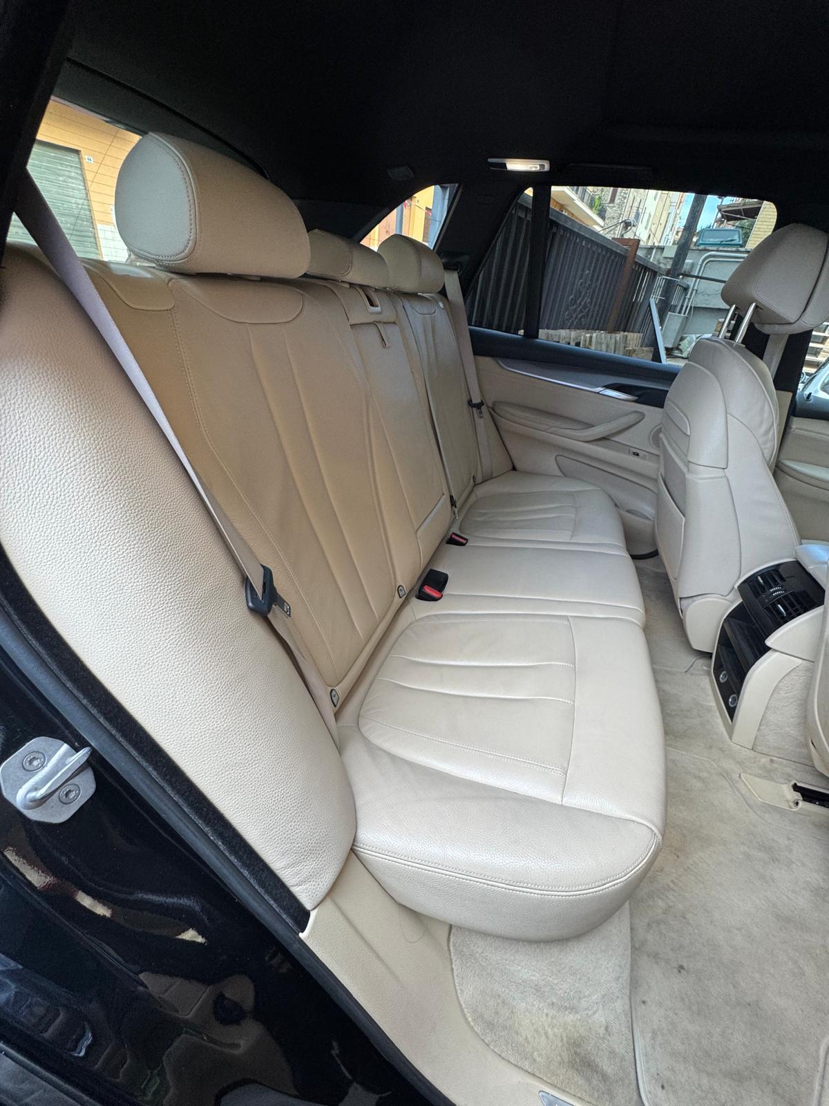 BMW X5 xdrive30d Experience 258cv auto