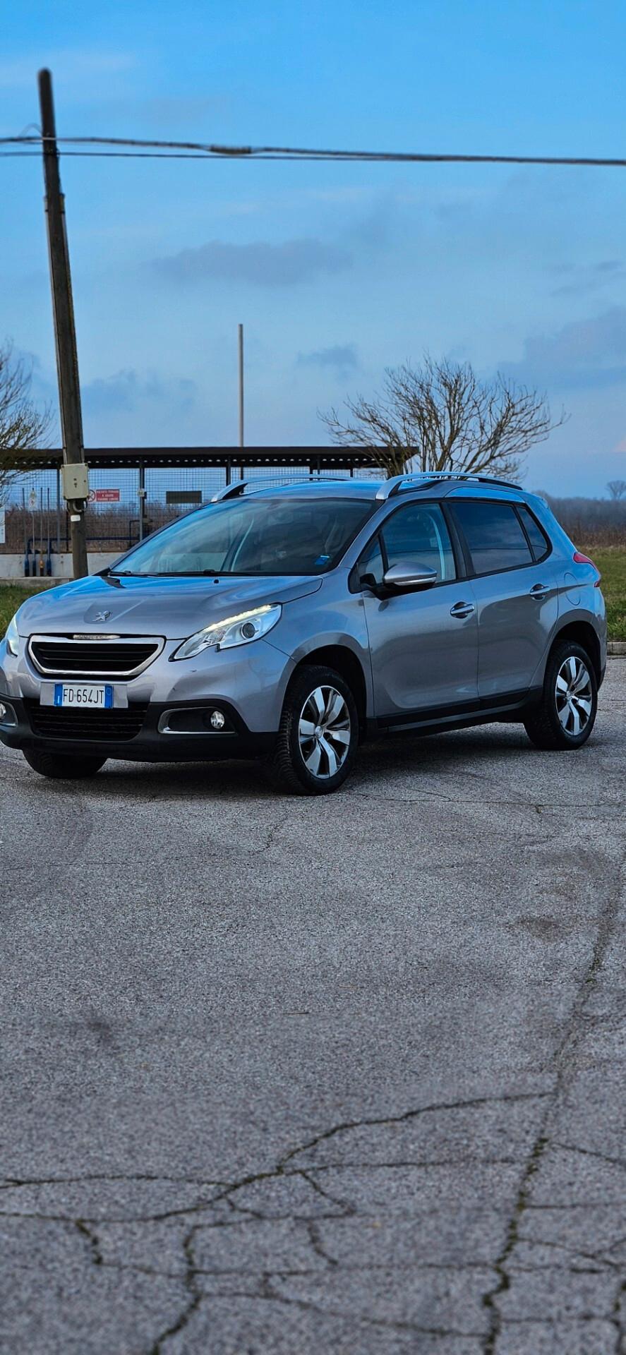 Peugeot 2008 BlueHDi 100 Allure