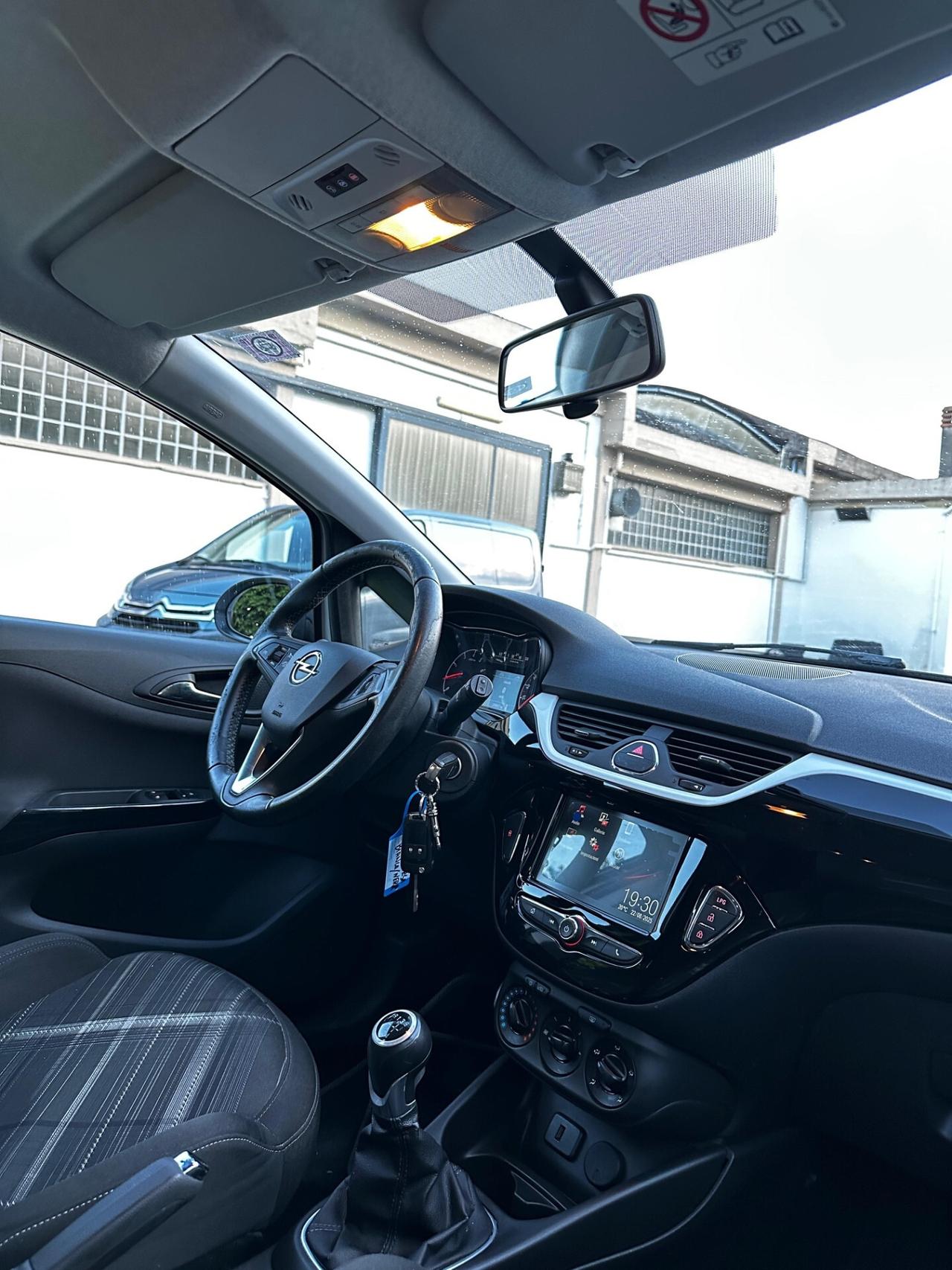 Opel Corsa 1.4 90CV GPL Tech 5 porte Advance