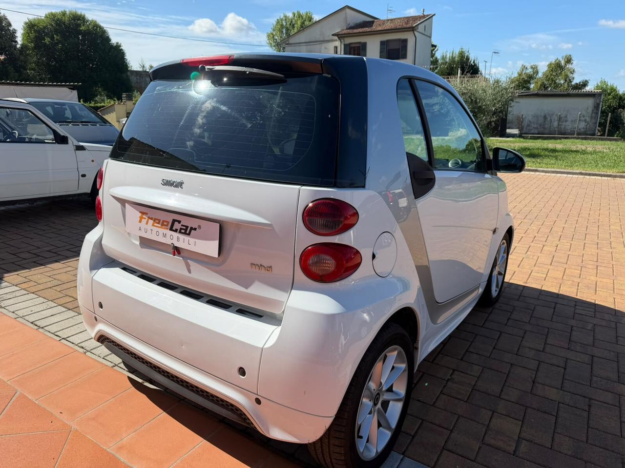 Smart ForTwo 1000 52 kW MHD coupé passion