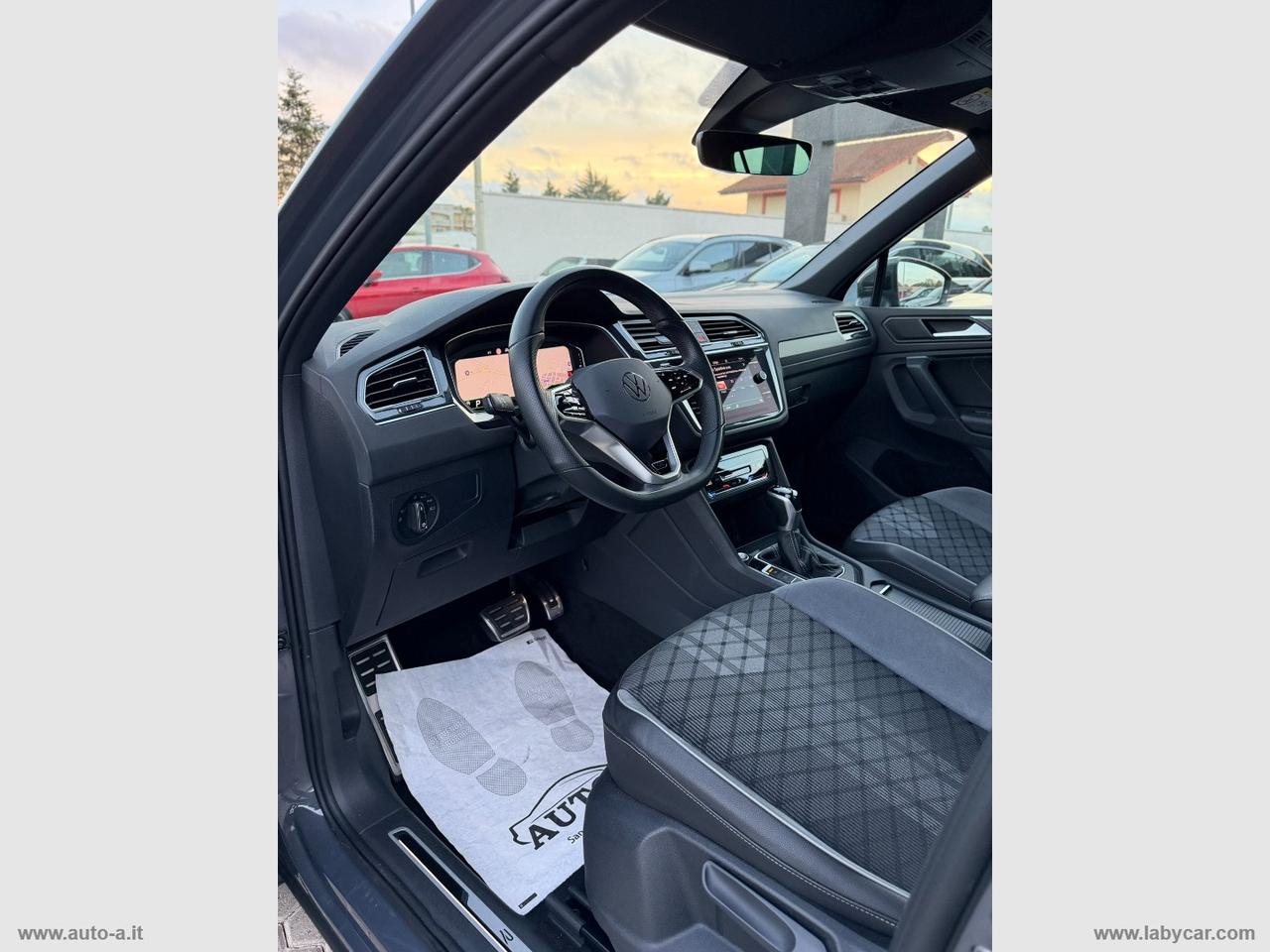 VOLKSWAGEN Tiguan 2.0 TDI 150CV SCR DSG R-Line