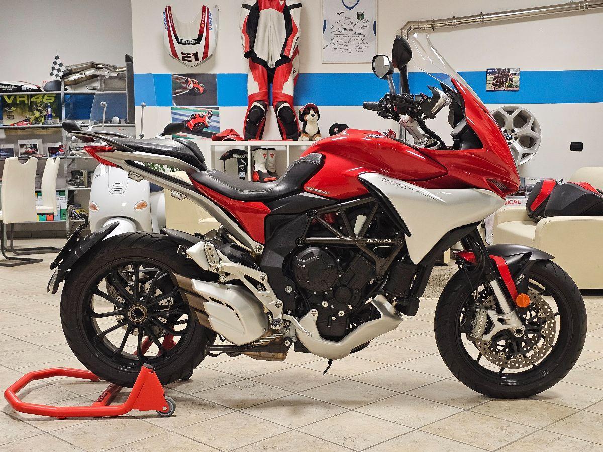 MV AGUSTA TURISMO VELOCE LUSSO CON VALIGE+ACCESSORI