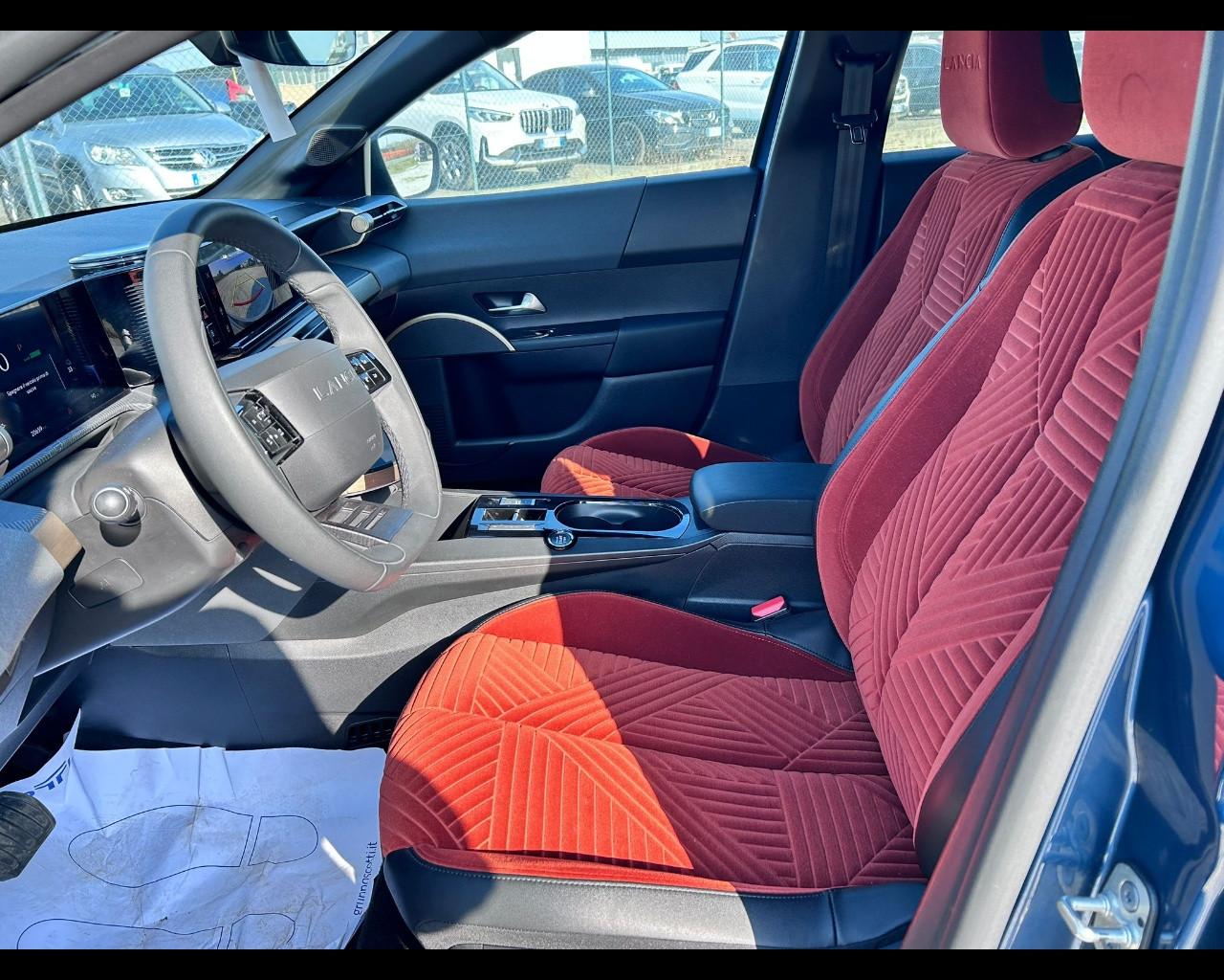 LANCIA Nuova Ypsilon Elettrica My24 Ypsilon Lx 100% Elettrica 156cv