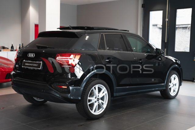 AUDI Q2 30 TDI Identity Black