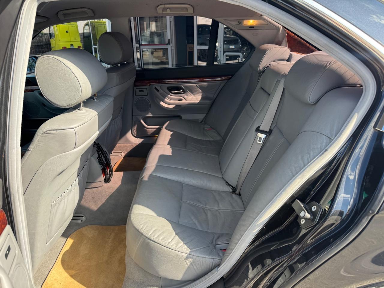 Bmw 728 728i 24V cat
