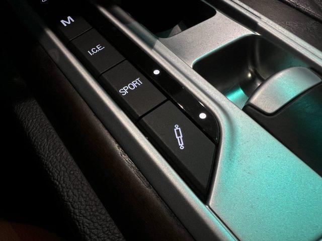 MASERATI Ghibli V6 Diesel 250cv