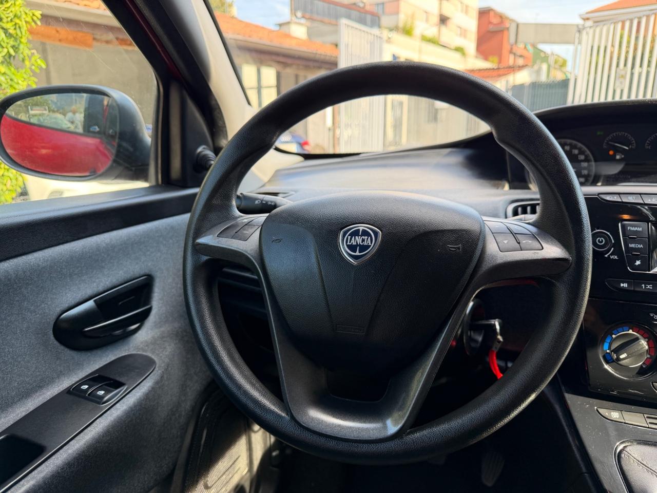 Lancia Ypsilon 1.2 Neopatentati Euro 6