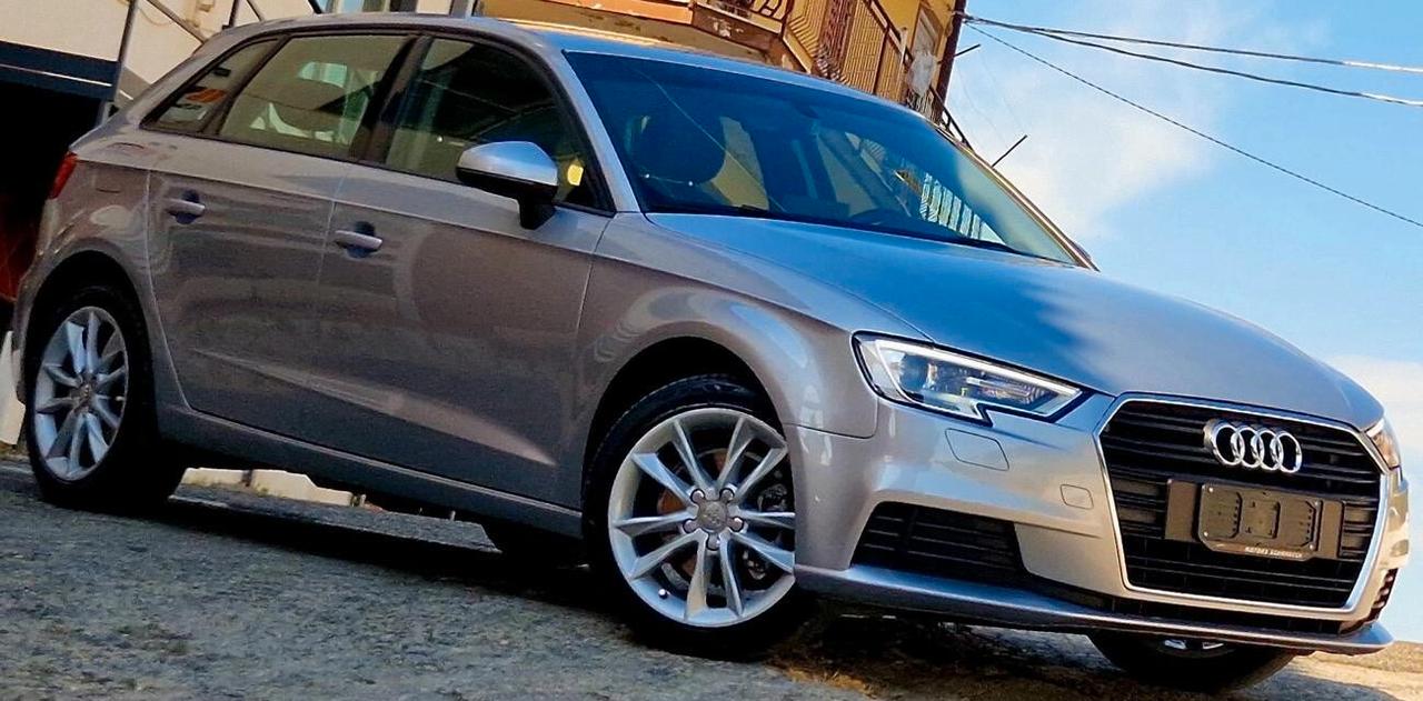 Audi A3 Sportback 1.6 Tdi 116Cv S-Tronic Design