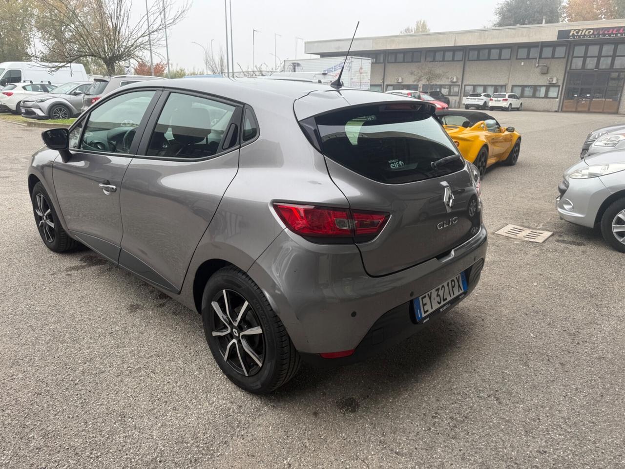 Renault Clio 1.2 75CV 5 porte Costume National