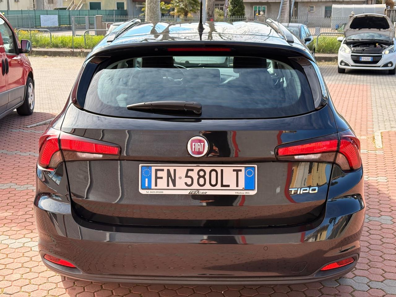 Fiat Tipo 1.6 Lounge - Neopatentati