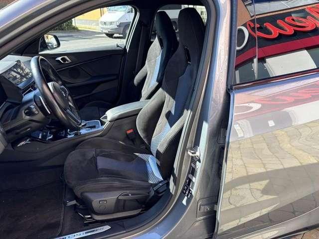 BMW Altro M135 i xDrive NAVI-FULL LED-CAM-19"