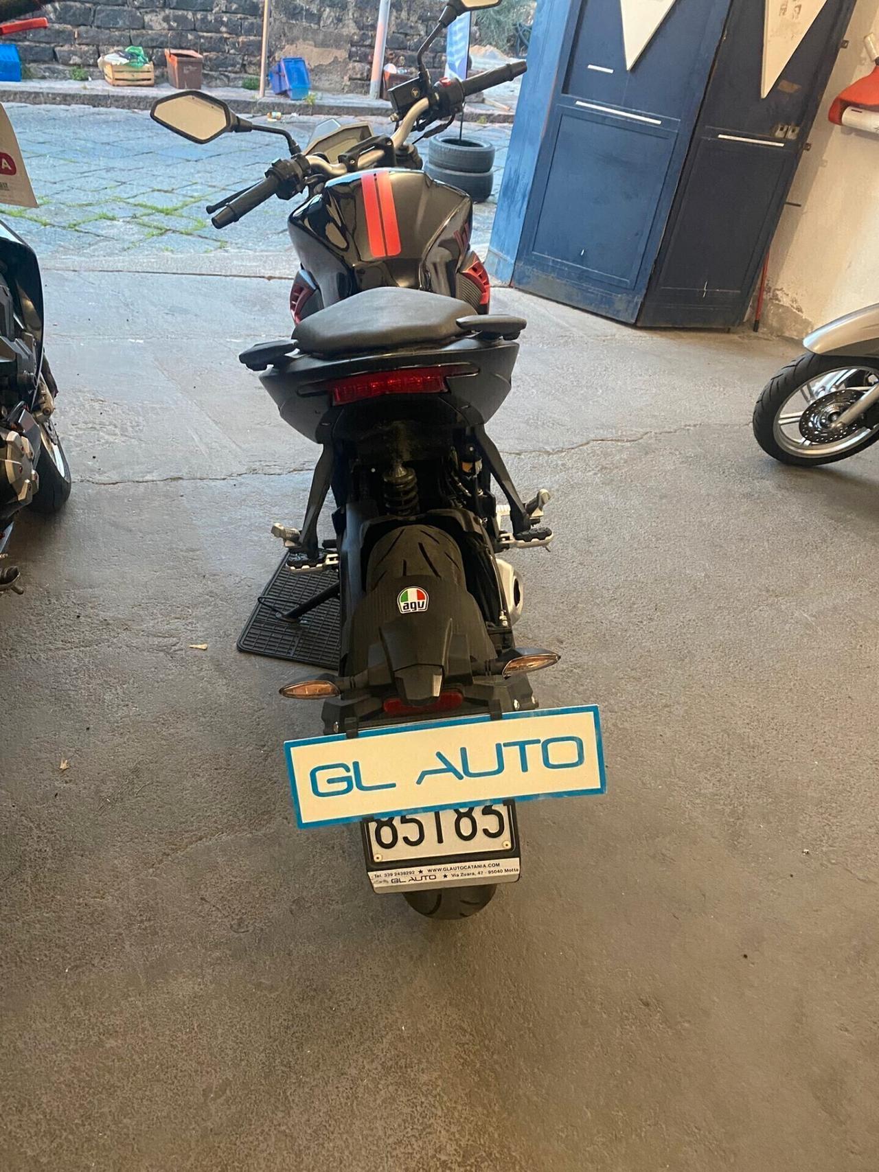 Voge Brivido 300 R