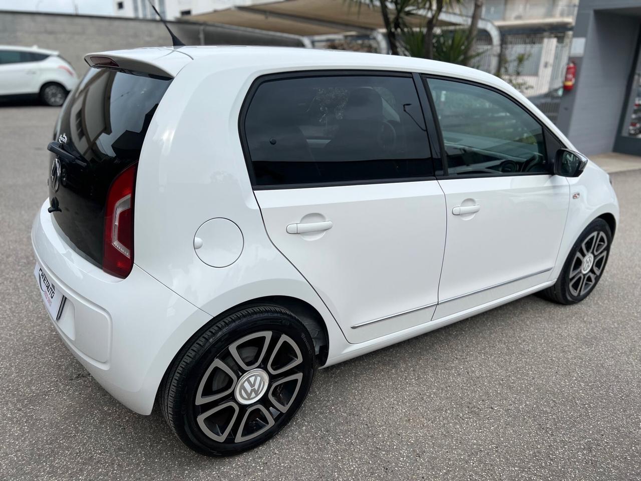 Volkswagen up! 5p 1.0 High 75cv NAVI/TEL17; OK NEOPAT. PERFETTA