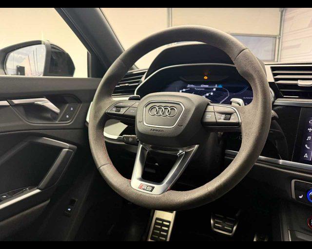 AUDI RS Q3 SPB quattro S tronic