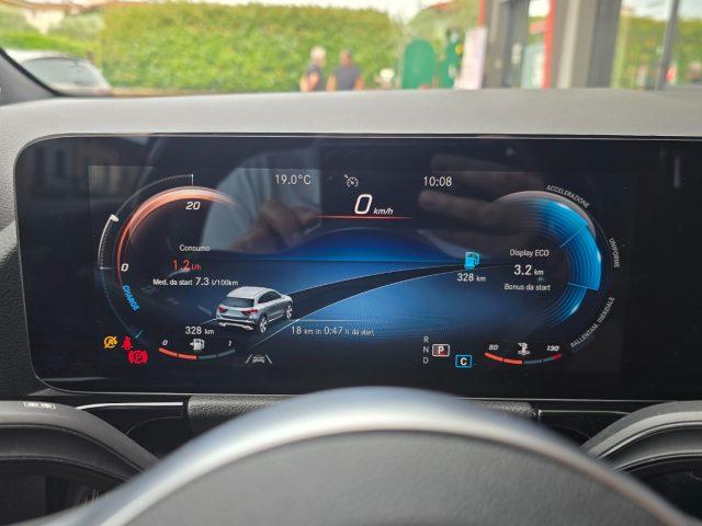 MERCEDES-BENZ GLA 200 d Automatic Premium AMG Line 19" MBUX LED Performa