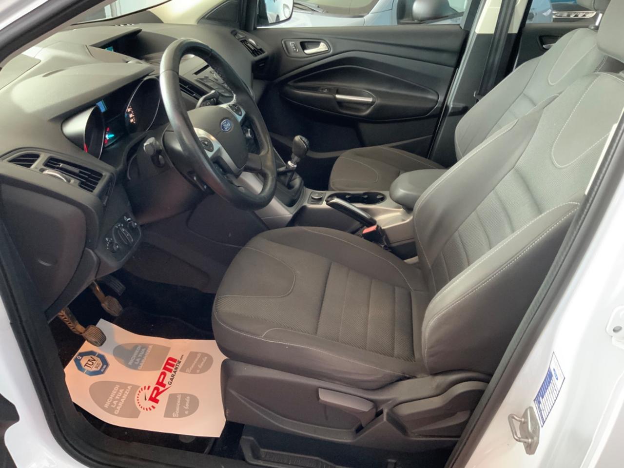 Ford Kuga 2.0 TDCI 140 CV 2WD Business