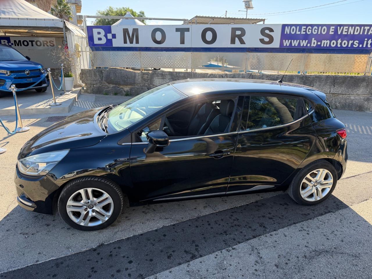 Renault Clio dCi 8V 90 CV 5 porte Duel2