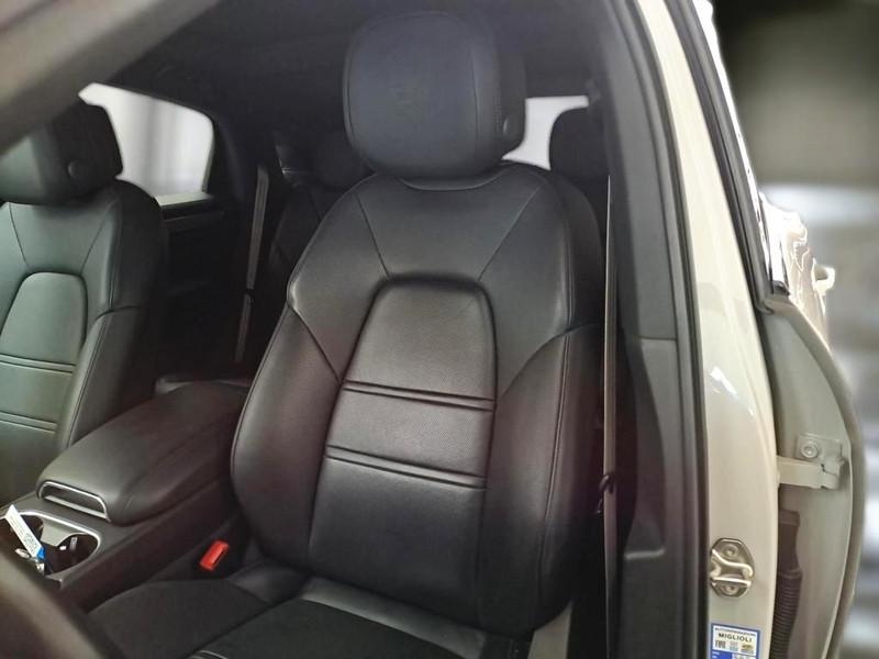 PORSCHE CAYENNE COUPE 3.0 V6 E-HYBRID PLATINUM EDITION SUV