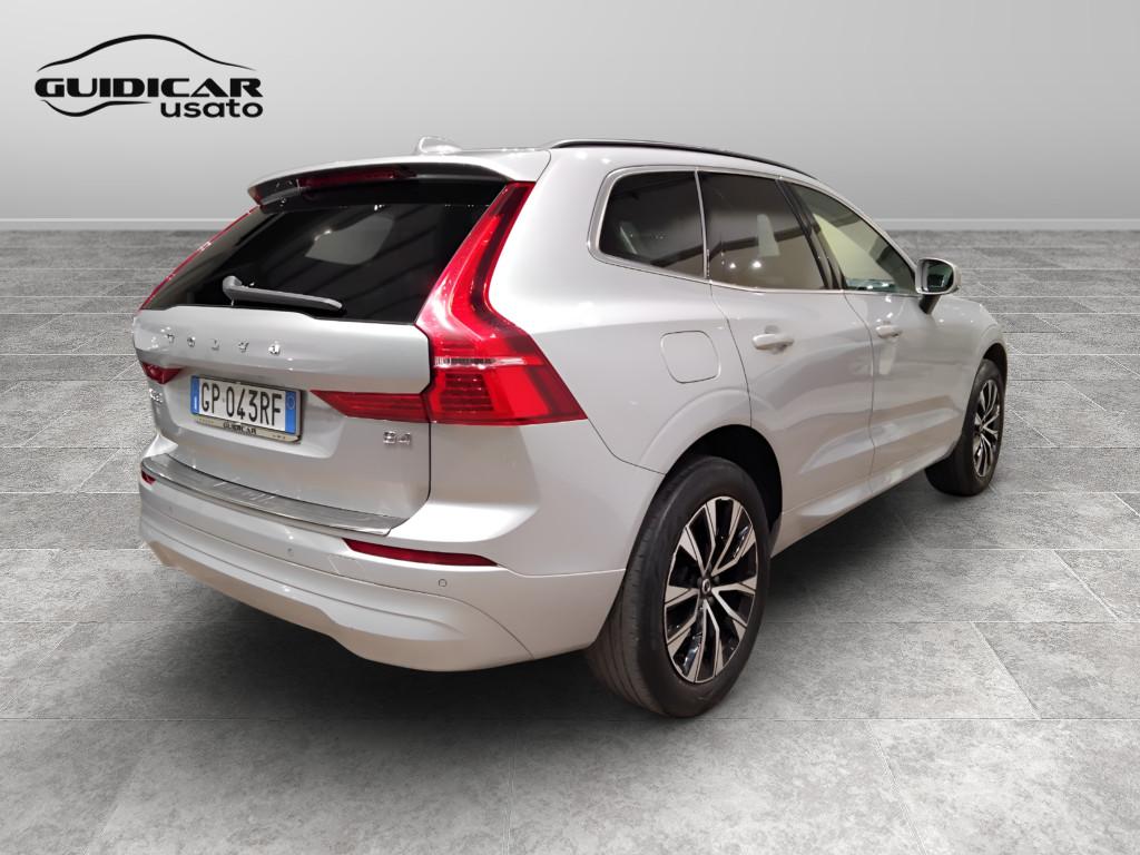 VOLVO XC60 II 2022 - XC60 2.0 b4 Core auto