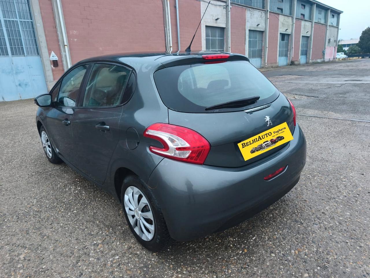 Peugeot 208 2013--1.0 Benzina Neopatentati