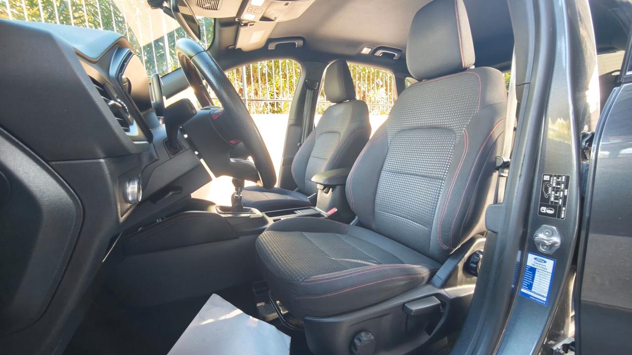 PARI A NUOVA KUGA ST-LINE 1.5dci 120cv full