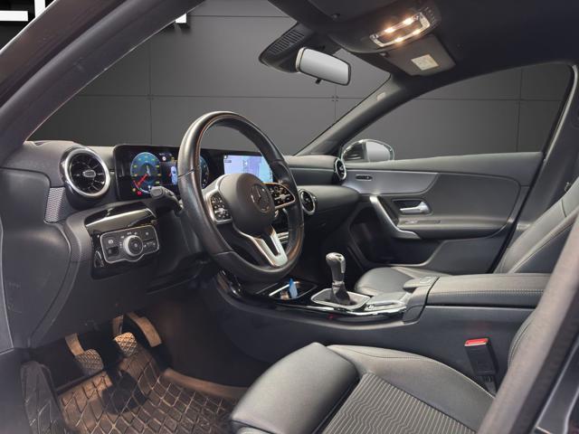 MERCEDES-BENZ A 180 Sport