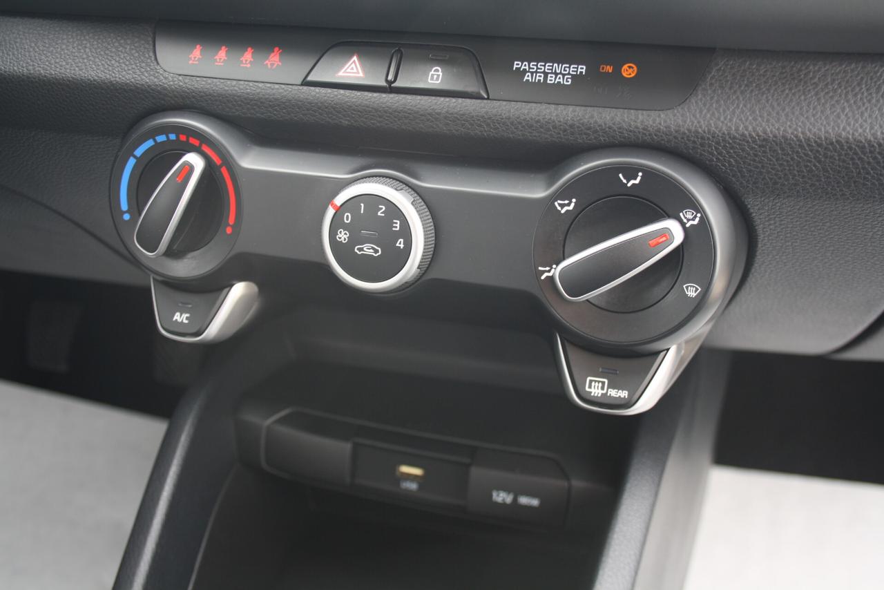 Kia Stonic 1.2 DPI Urban *2022