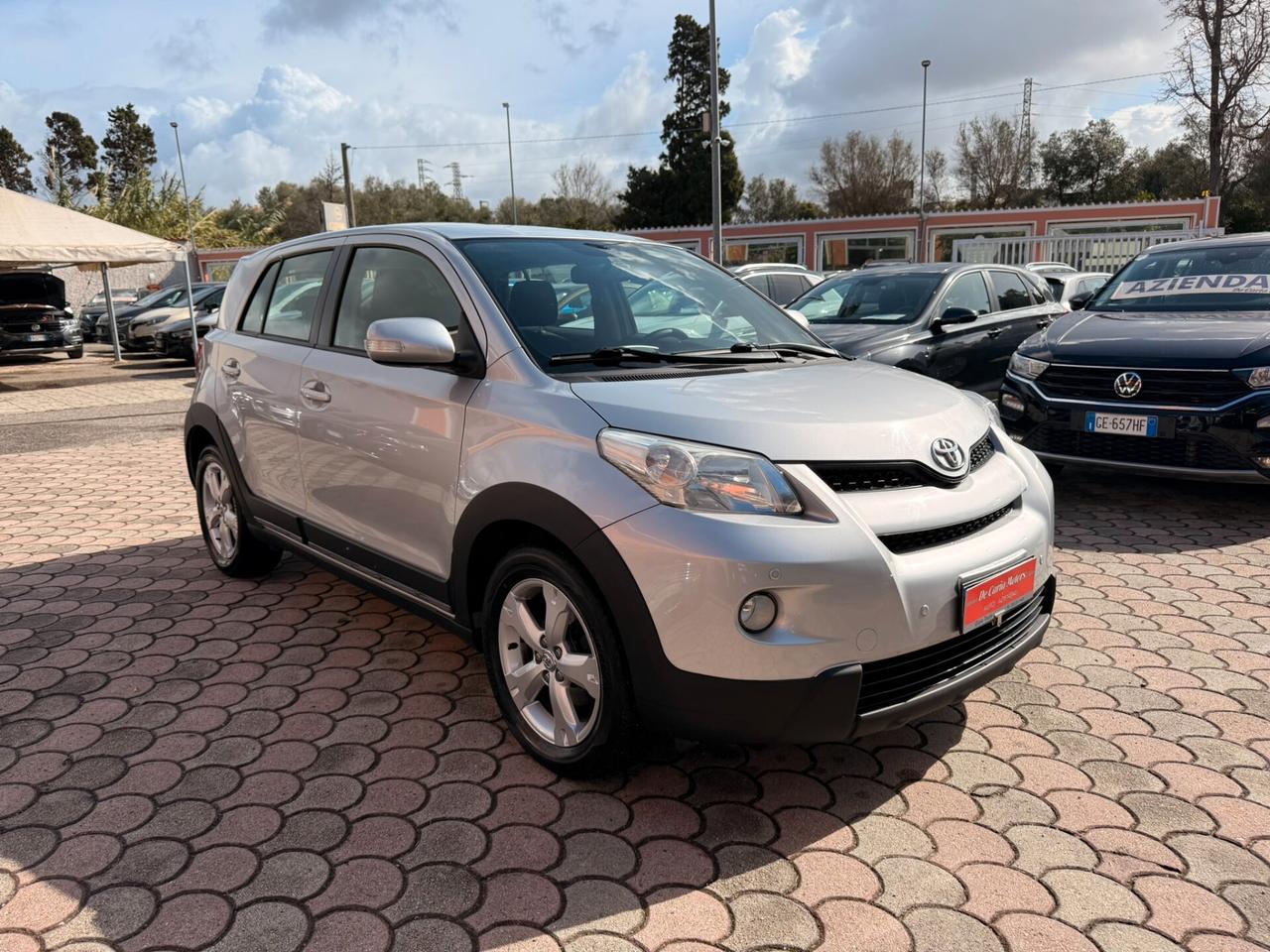 Toyota Urban Cruiser 1.3 Benz. 100CV Luxury - 2010