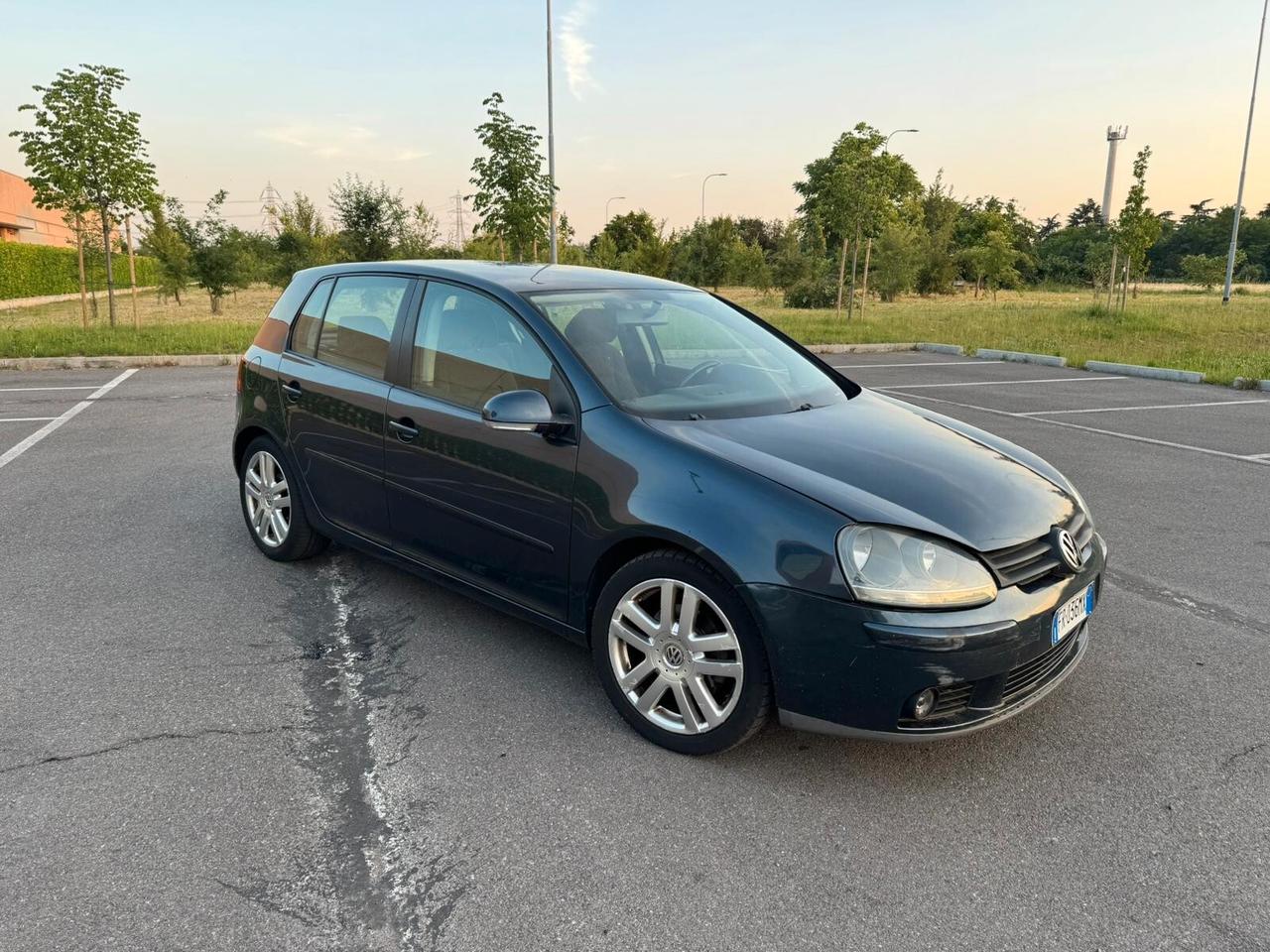 Volkswagen Golf 1.6 16V FSI 5p. Comfortline