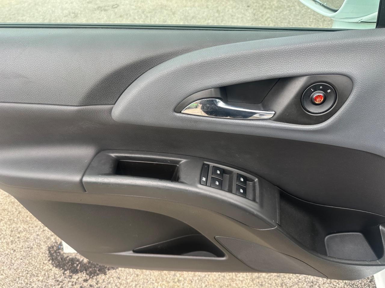 Opel Meriva 1.4 benzina 2010