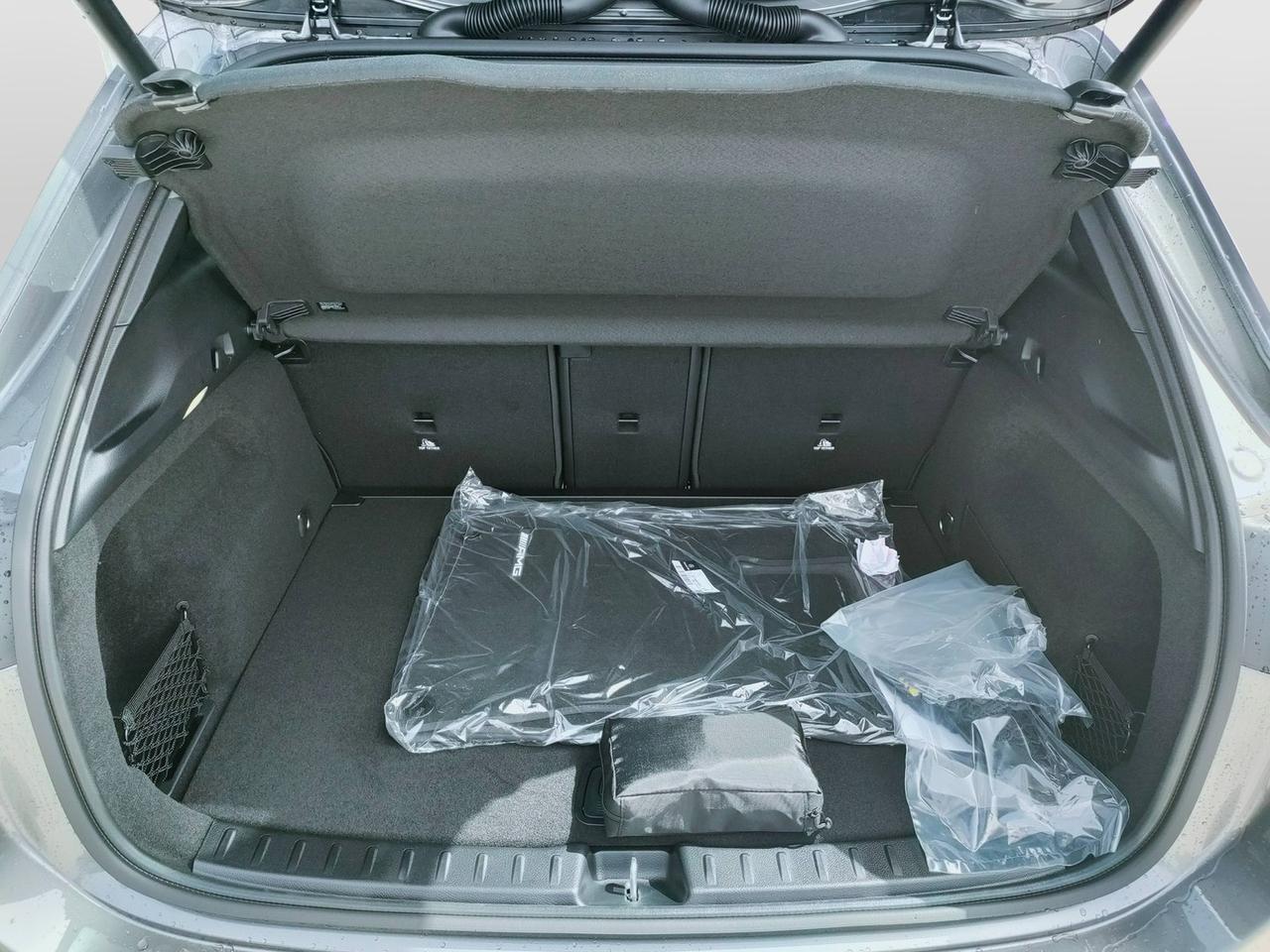 Mercedes-Benz GLA 200 d