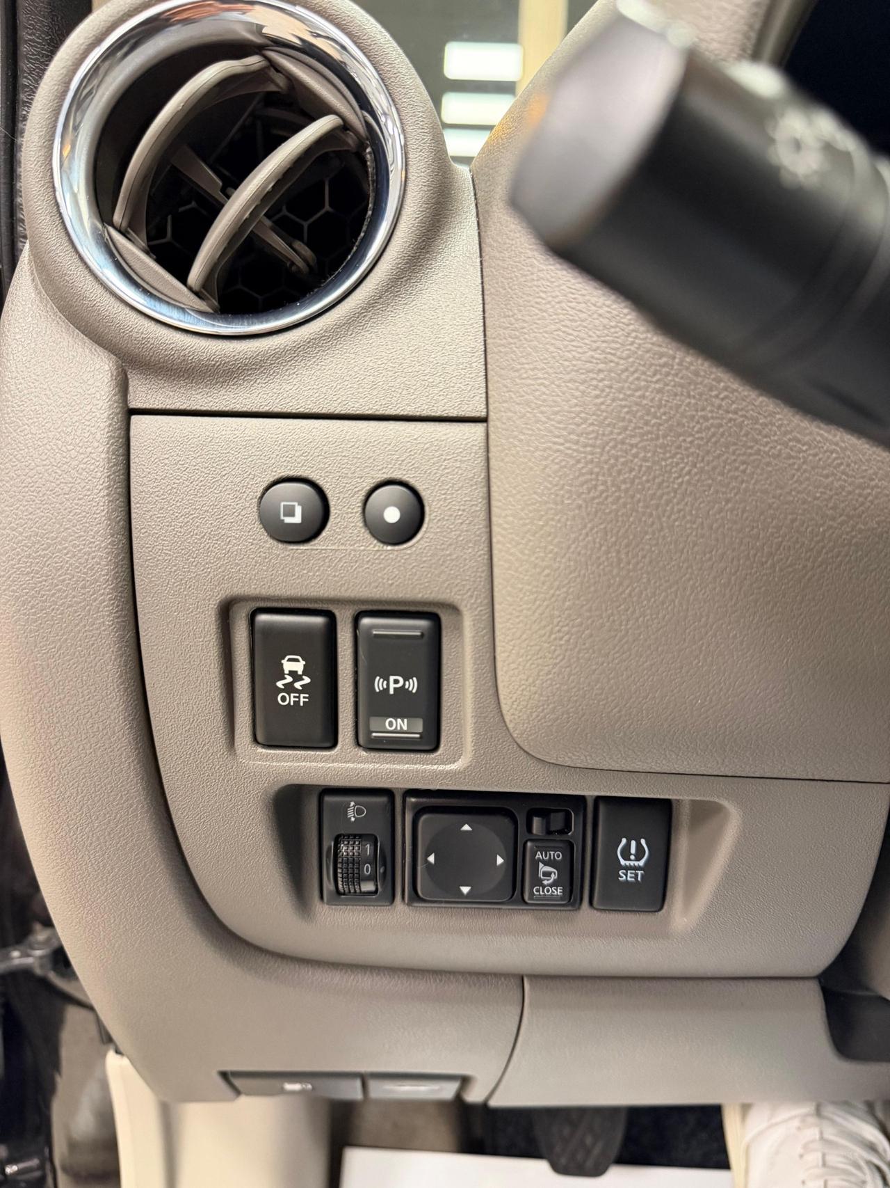 Nissan Micra 1.2 12V 5 porte Tekna