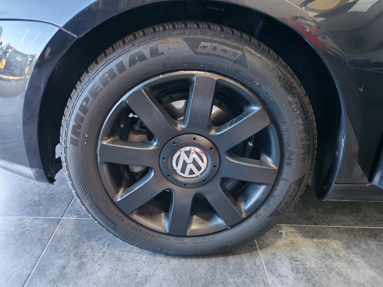 Volkswagen Golf 1.6 FSI 116 cv