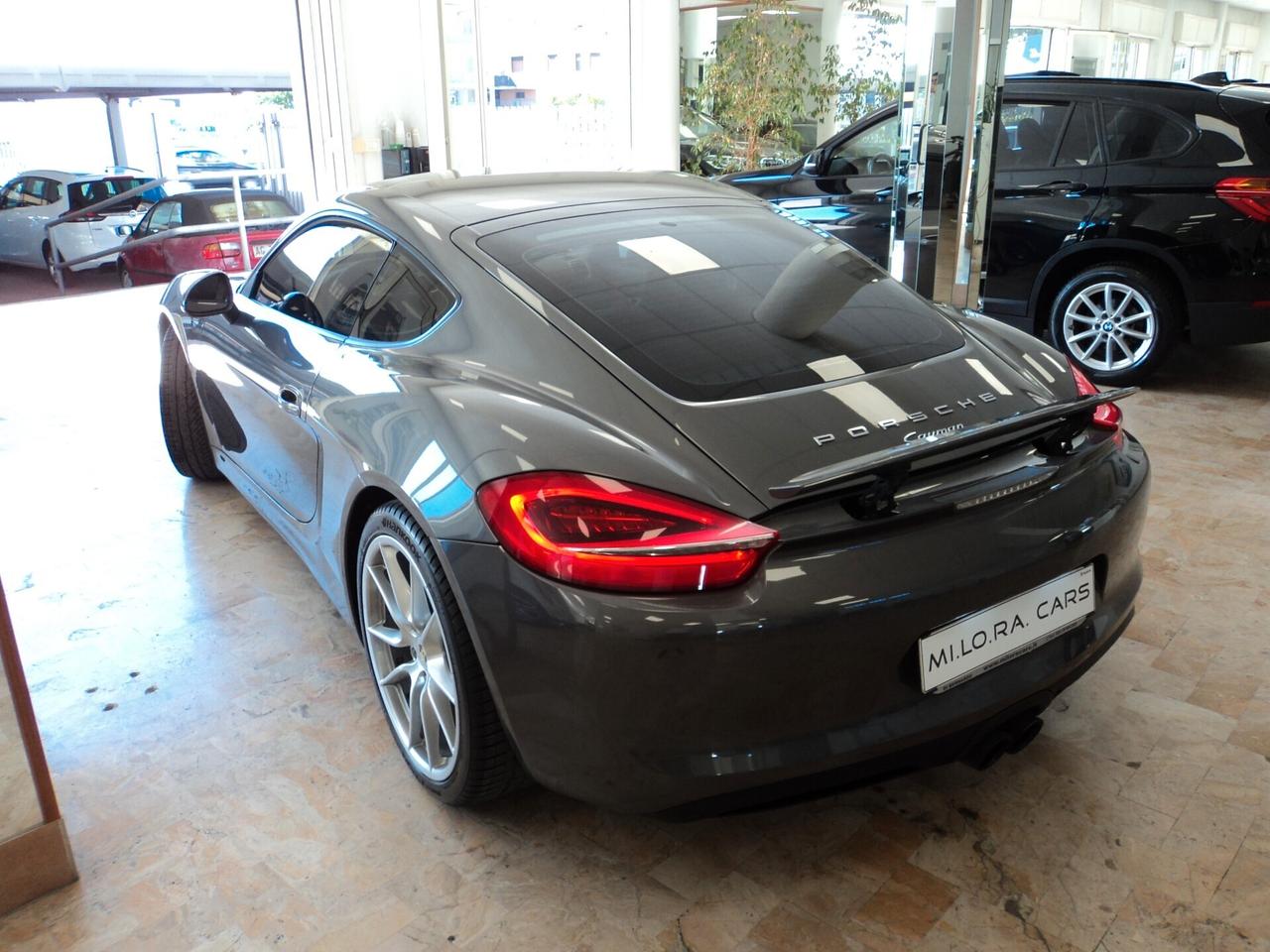 Porsche Cayman 2.7