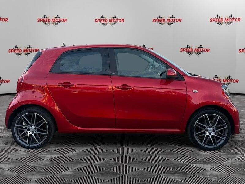 smart forfour Forfour Brabus Xclusive 109cv twinamic, PANO, RETROCAMERA