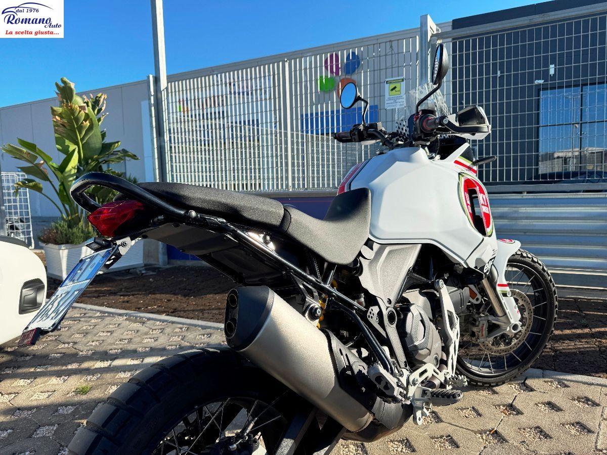 Ducati - DesertX 950 - DesertX Rally LUCKY STRIKE
