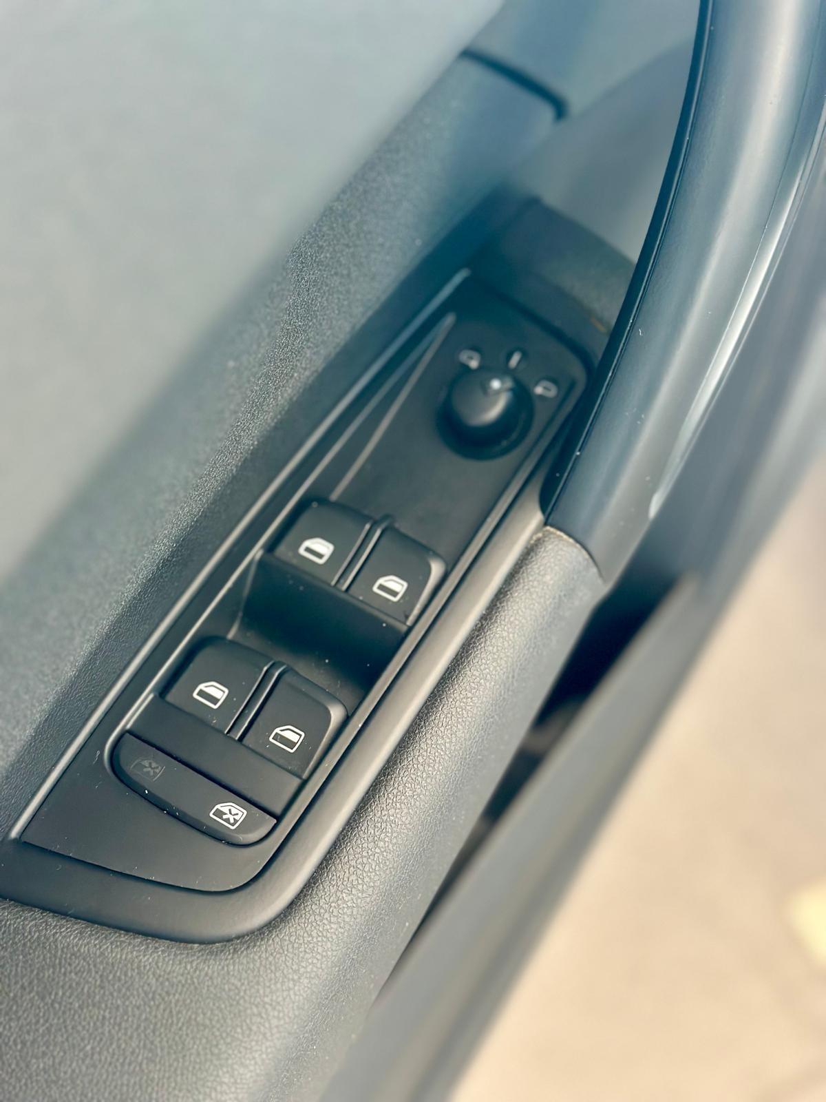 Audi A1 1.6 TDI S tronic line edition