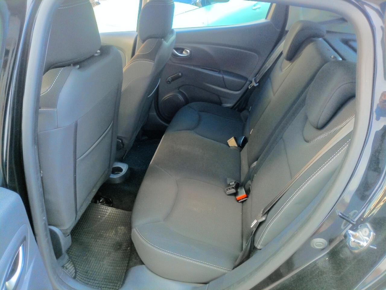 Renault Clio TCe 12V 90 CV GPL 5 porte Moschino Intens