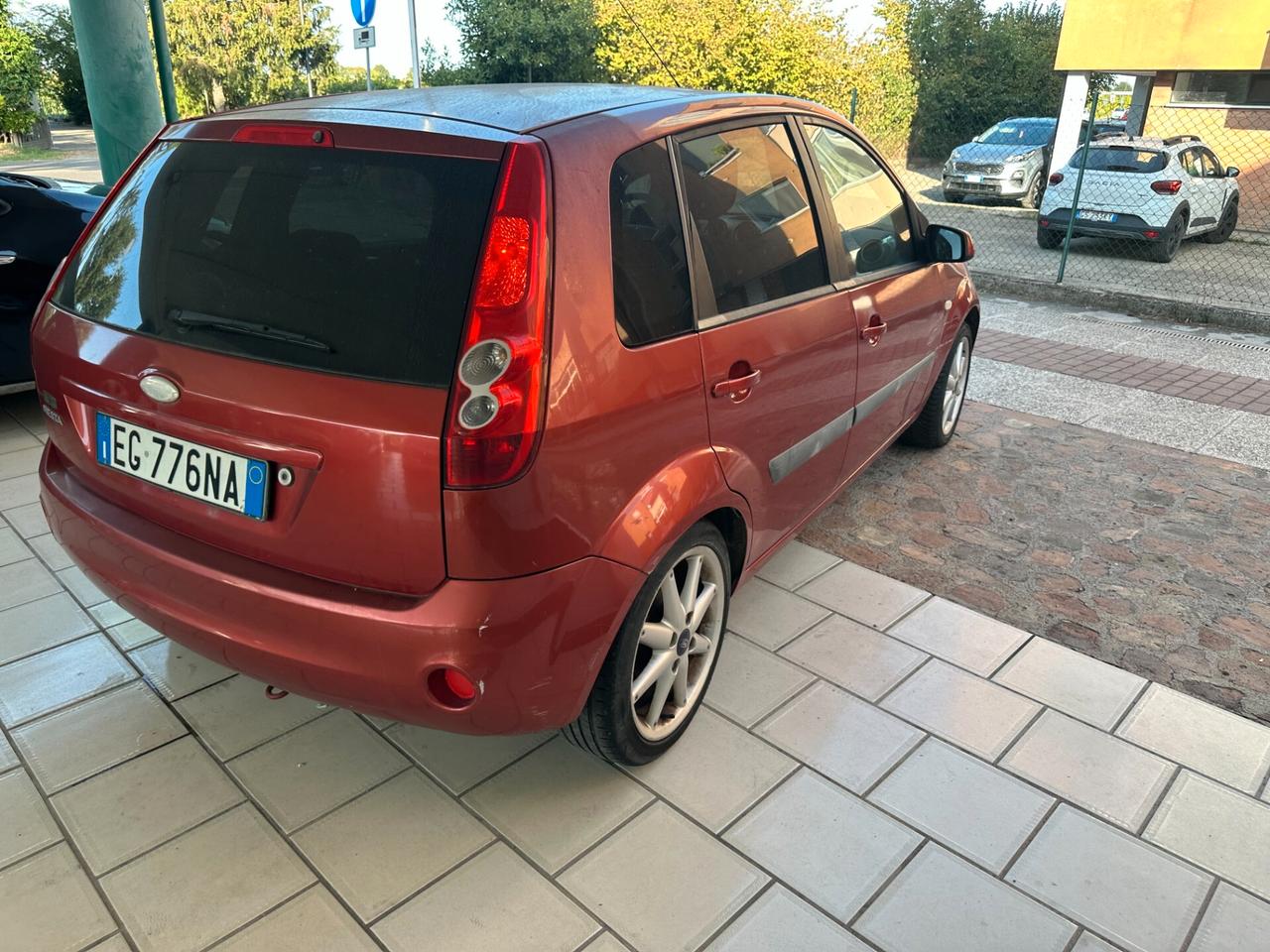 Ford Fiesta 1.2 METANO NEOPATENTATI