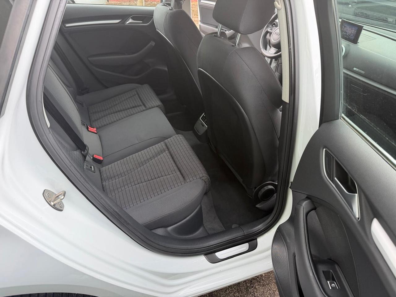 Audi A3 SPB 1.4 TFSI S tronic g-tron Ambition
