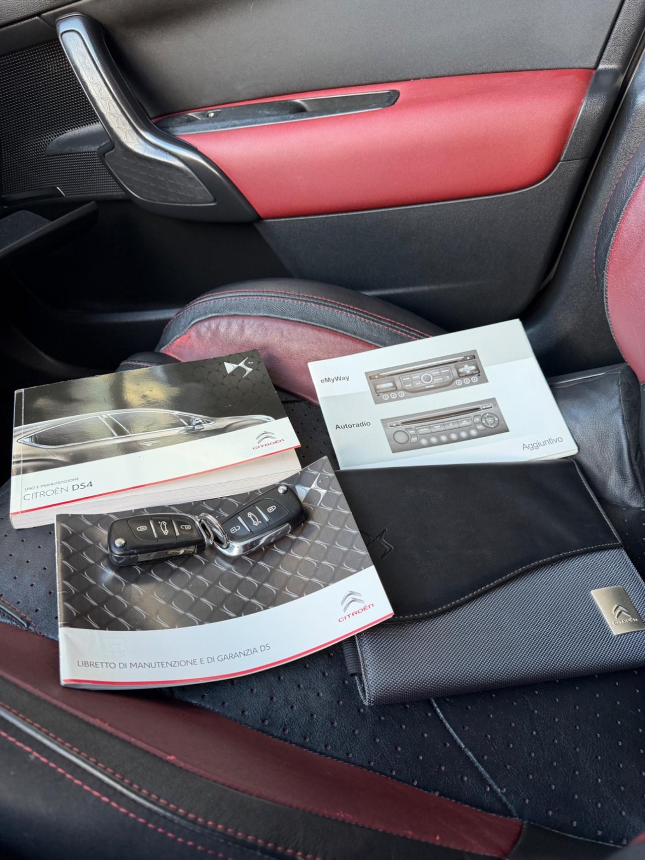 Ds DS4 4 2.0 HDi 160 Pure Pearl