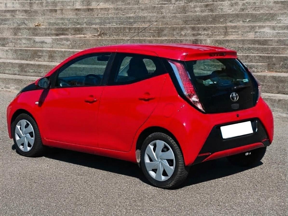 Toyota Aygo X 1.0 VVT-i 72 CV 5 porte Trend Air