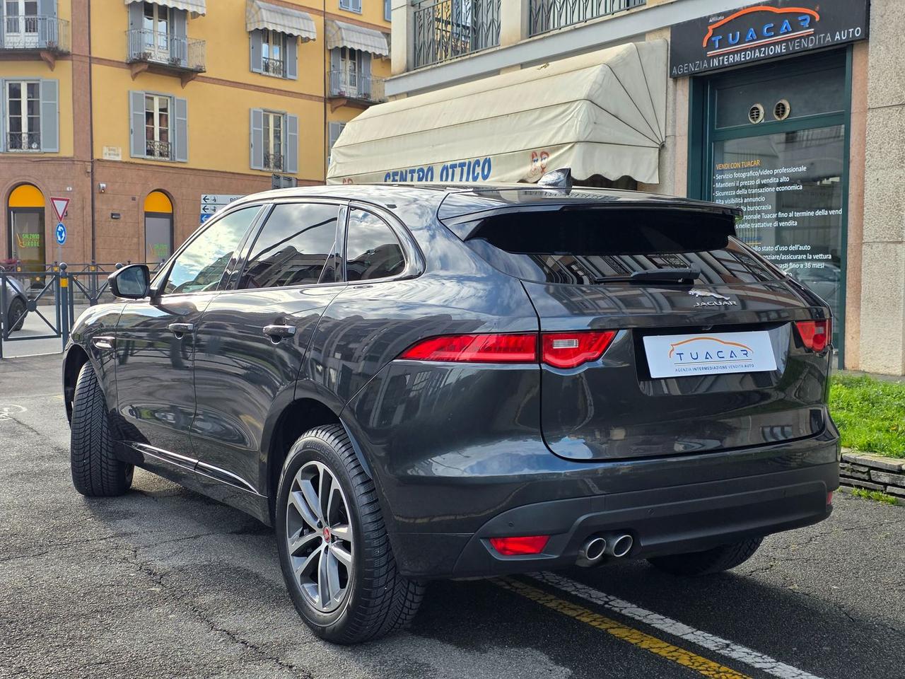 Jaguar F-Pace 2.0 20d Turbo R- #8356