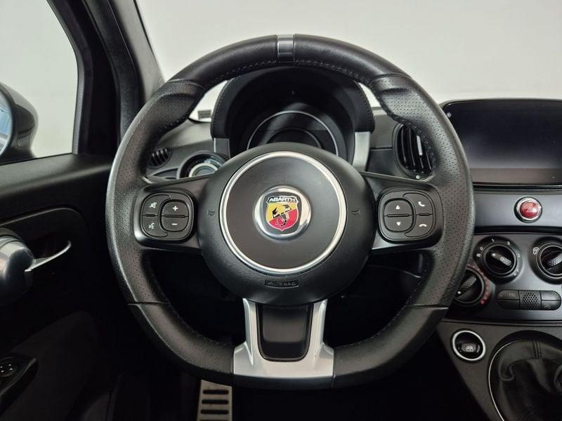 Abarth 595 595C 2016 595C 1.4 t-jet Competizione 165cv