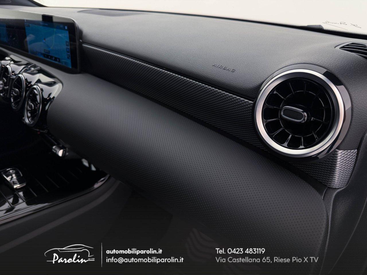 Mercedes A 200 Sport 7G-DCT Park-Display10.25''-Sedili riscaldabili