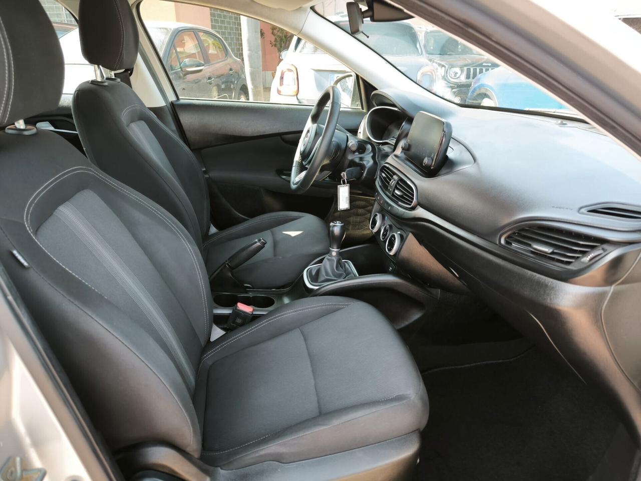 Fiat Tipo 1.0 5 porte