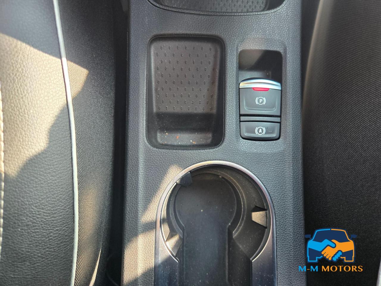 Renault Captur 1.6 E-Tech phev Intens 160cv auto