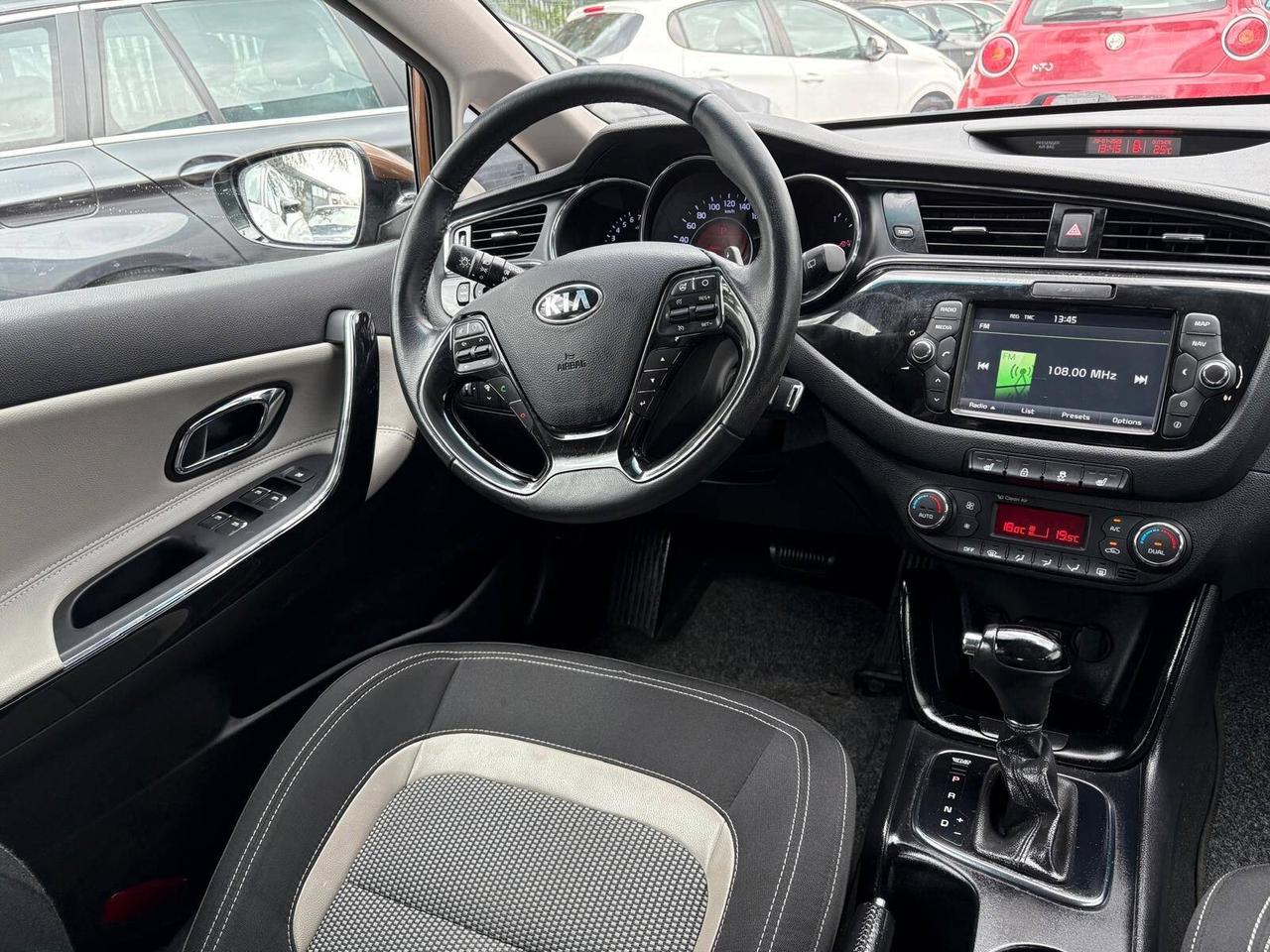 Kia Ceed cee'd 1.6 GDI 5 porte Cool automatica
