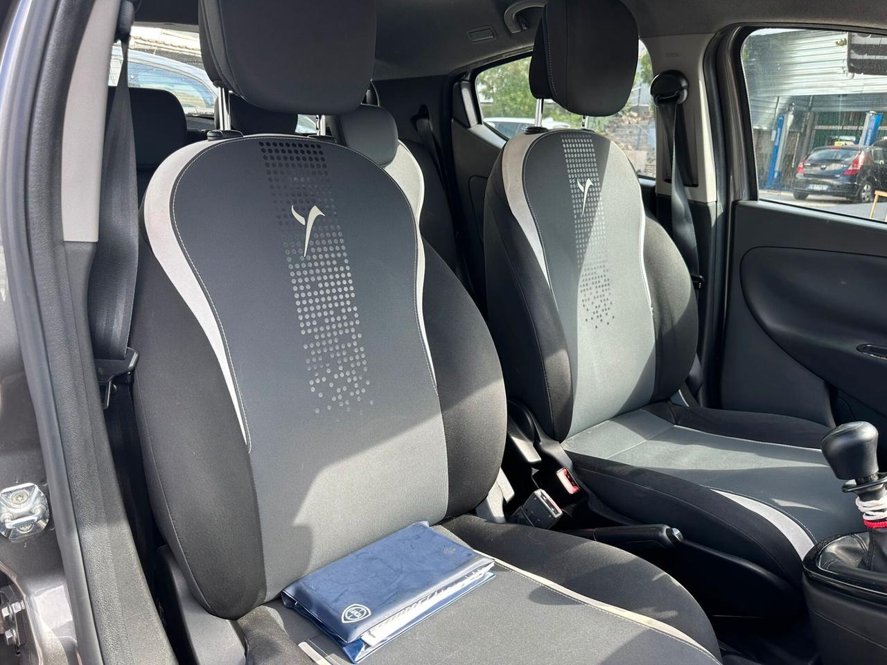 Lancia Ypsilon 1.2 69 CV 5 porte GPL Ecochic Elefantino