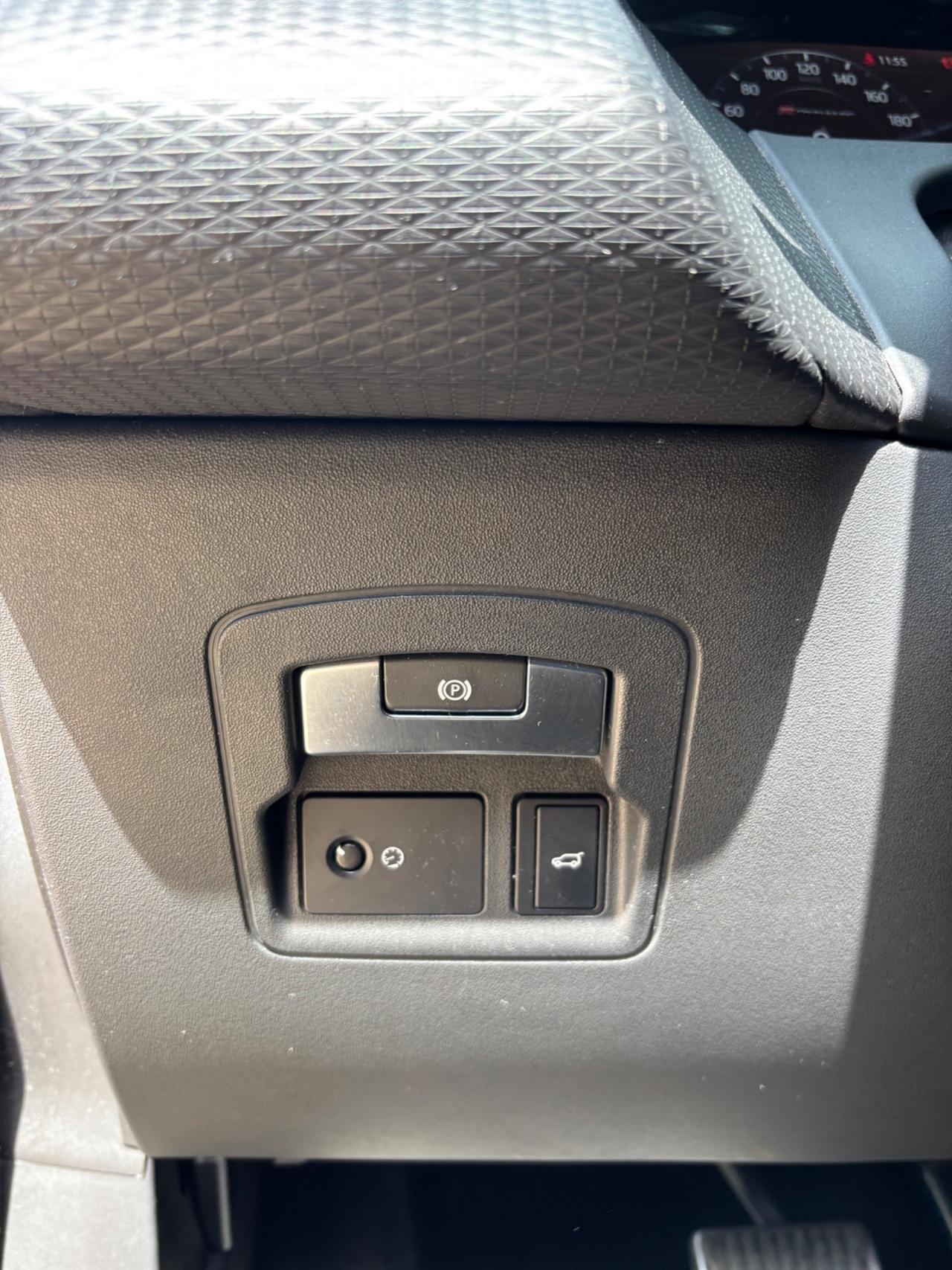 Land Rover Range Velar 2.0D I4 240 CV R-Dynamic S